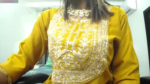 Kaira online show from April 2026 12:32:01 PM