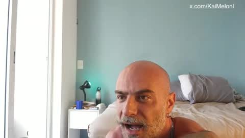 Snapshot of kairos_xx chatting on October 2025 01:03:02 PM Kairos Meucci online show from October 2025 01:03:02 PM