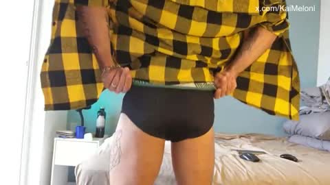 Snapshot of kairos_xx chatting on October 2025 05:02:02 PM Kairos Meucci online show from October 2025 05:02:02 PM