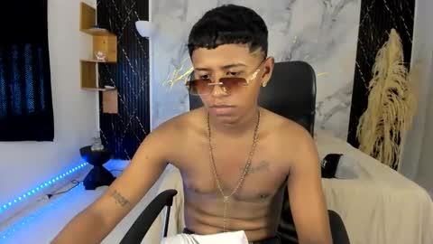 kaiser_alpha777 online show from April 2026 06:24:02 PM