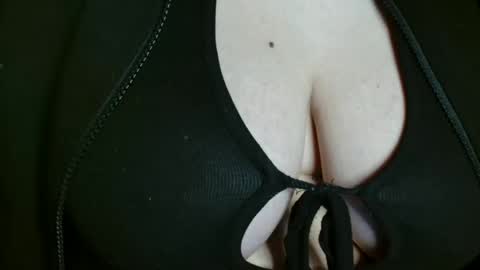 Kaitlin online show from April 2026 10:10:01 AM