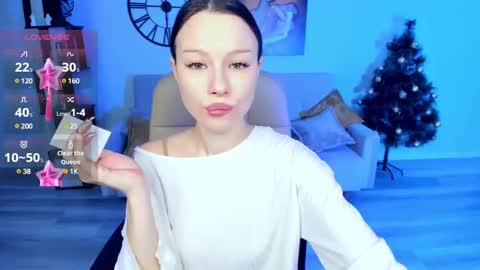 Kaitlyn online show from December 2024 05:12:01 PM