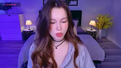 Kaitlyn online show from September 2025 09:33:01 AM
