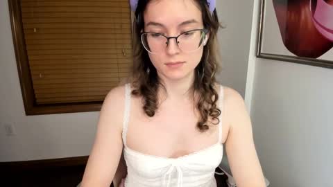 Kaiya    online show from February 2025 07:45:02 AM