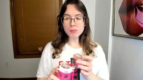 Kaiya    online show from February 2025 10:31:02 PM