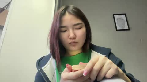 Sakura online show from April 2026 01:21:01 PM