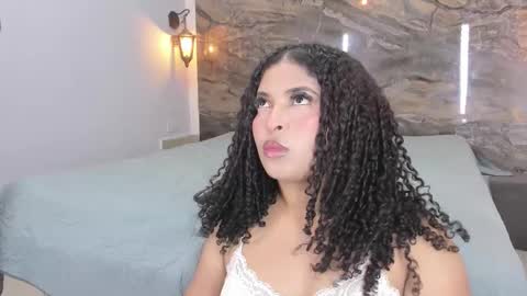 Kaleb  Violet online show from October 2025 04:01:01 AM