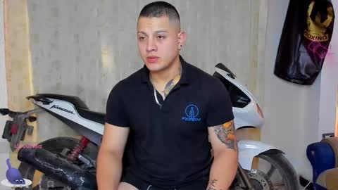 Snapshot of kaledd_musclee chatting on December 2024 12:11:02 PM Kaledd musclees room Master online show from December 2024 12:11:02 PM