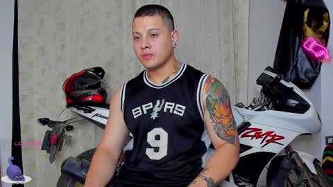 Snapshot of kaledd_musclee chatting on December 2024 03:22:02 AM Kaledd musclees room Master online show from December 2024 03:22:02 AM