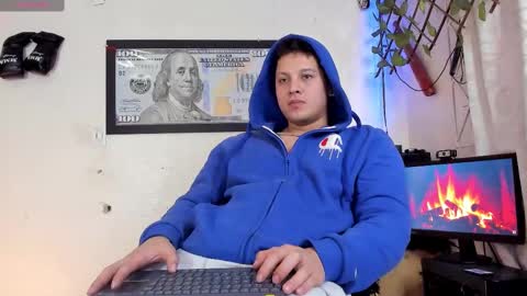 Snapshot of kaledd_musclee chatting on February 2025 04:19:02 PM Kaledd musclees room Master online show from February 2025 04:19:02 PM