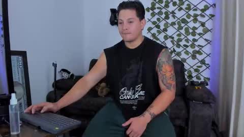 Snapshot of kaledd_musclee chatting on September 2025 06:41:02 PM Kaledd musclees room Master online show from September 2025 06:41:02 PM