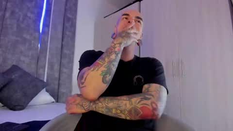 Snapshot of kaletattoos chatting on February 2025 08:06:02 PM Kale online show from February 2025 08:06:02 PM