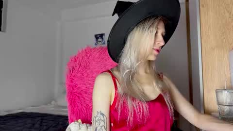 kali_the_goddess online show from October 2025 12:06:01 PM