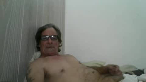 Snapshot of kalifornia91666 chatting on January 2025 01:32:01 AM kalifornia91666 online show from January 2025 01:32:01 AM