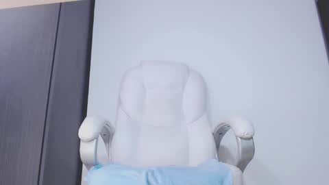 Hannah online show from December 2025 08:24:02 PM