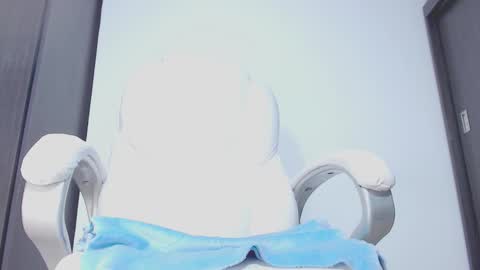 Hannah online show from December 2025 12:48:01 AM