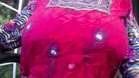 Alisha online show from October 2025 10:06:01 AM