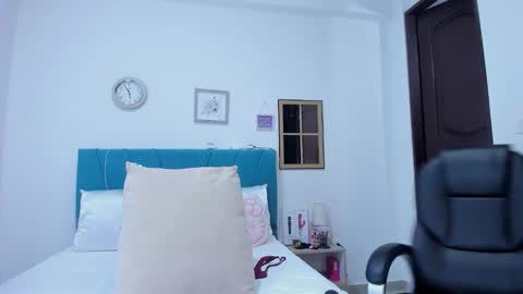 Kamilalopez online show from March 2026 11:04:02 PM