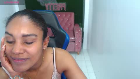 Kamala. Live 2100 - 600 online show from November 2025 03:33:02 PM