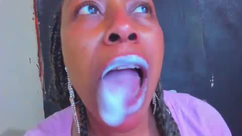 Snapshot of kamariafyre chatting on September 2025 10:59:02 PM Kamaria Fyre online show from September 2025 10:59:02 PM