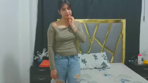 Snapshot of kamgomezxox chatting on March 2025 03:29:01 AM kamgomezxox online show from March 2025 03:29:01 AM