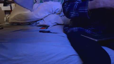 kamikazeozzy_juicylucee online show from February 2026 08:35:01 AM