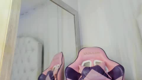 Snapshot of kamila_arias chatting on February 2025 03:08:01 PM online show from February 2025 03:08:01 PM