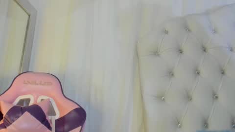 Snapshot of kamila_arias chatting on March 2025 12:09:01 PM online show from March 2025 12:09:01 PM