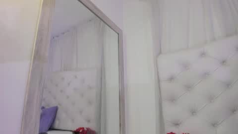    online show from September 2025 12:08:02 PM