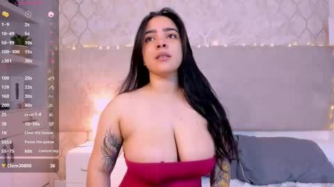 Kamila Betancourt online show from October 2025 01:17:02 PM