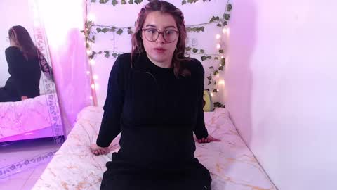 Snapshot of kamilew chatting on October 2025 06:16:02 PM kamilew online show from October 2025 06:16:02 PM