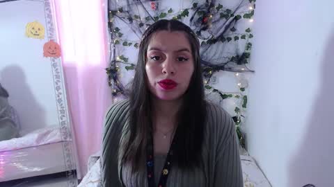 Snapshot of kamilew chatting on October 2025 12:16:01 PM kamilew online show from October 2025 12:16:01 PM