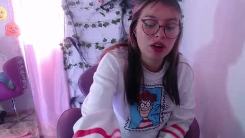 Snapshot of kamilew chatting on November 2025 04:09:02 PM kamilew online show from November 2025 04:09:02 PM