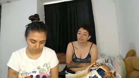 kammy   y   camila online show from December 2025 12:53:02 PM