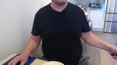 Cam with Me Vixens DM me online show from April 2026 01:54:02 PM