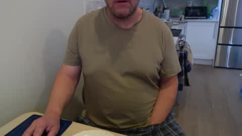 Cam with Me Vixens DM me online show from April 2026 02:20:01 PM