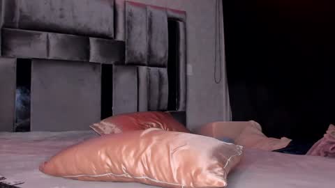 kandria loversex online show from December 2024 05:42:01 AM