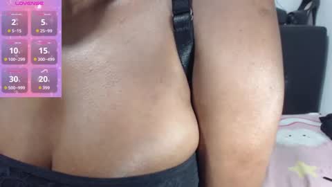 Paola online show from April 2026 11:38:02 PM