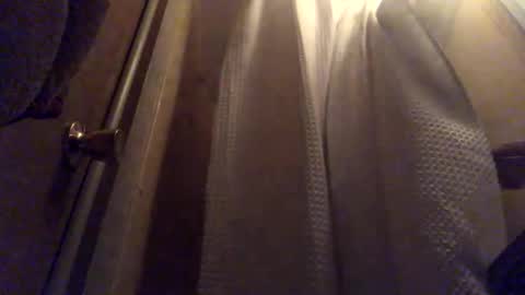 Snapshot of kaneisyours2420 chatting on October 2025 01:53:02 AM Tucker online show from October 2025 01:53:02 AM