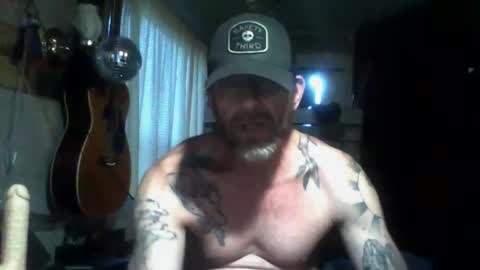 Snapshot of kaneisyours2420 chatting on April 2026 02:37:02 AM Tucker online show from April 2026 02:37:02 AM