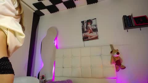 Snapshot of kaoz_33 chatting on December 2024 10:44:02 PM kaoz_33 online show from December 2024 10:44:02 PM