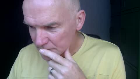 Robbie online show from November 2025 07:19:01 AM