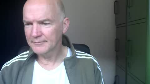 Robbie online show from April 2026 05:29:01 AM