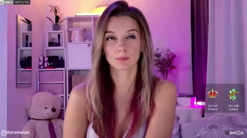 Julia online show from October 2025 09:14:01 PM