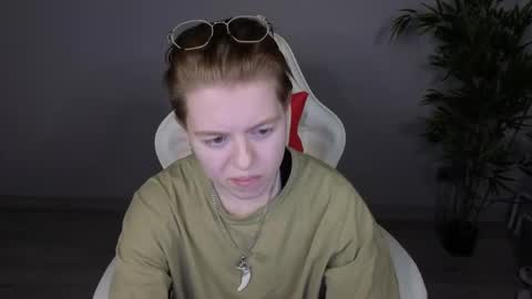 Karen online show from March 2026 08:40:02 AM