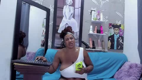 Karen online show from May 2026 12:07:01 AM