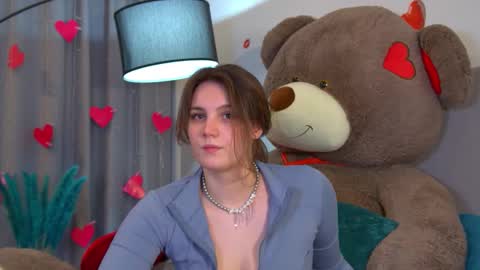 Karen online show from February 2026 06:38:01 PM