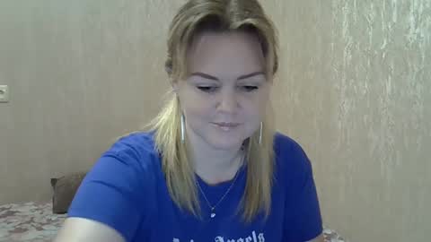 Snapshot of karennelsonx chatting on December 2024 04:14:02 PM karennelsonx online show from December 2024 04:14:02 PM