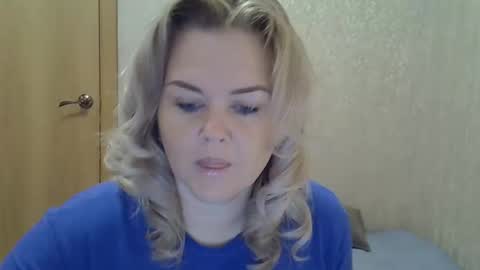 Snapshot of karennelsonx chatting on September 2025 09:03:02 AM karennelsonx online show from September 2025 09:03:02 AM