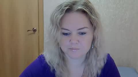 karennelsonx online show from November 2025 11:27:02 AM